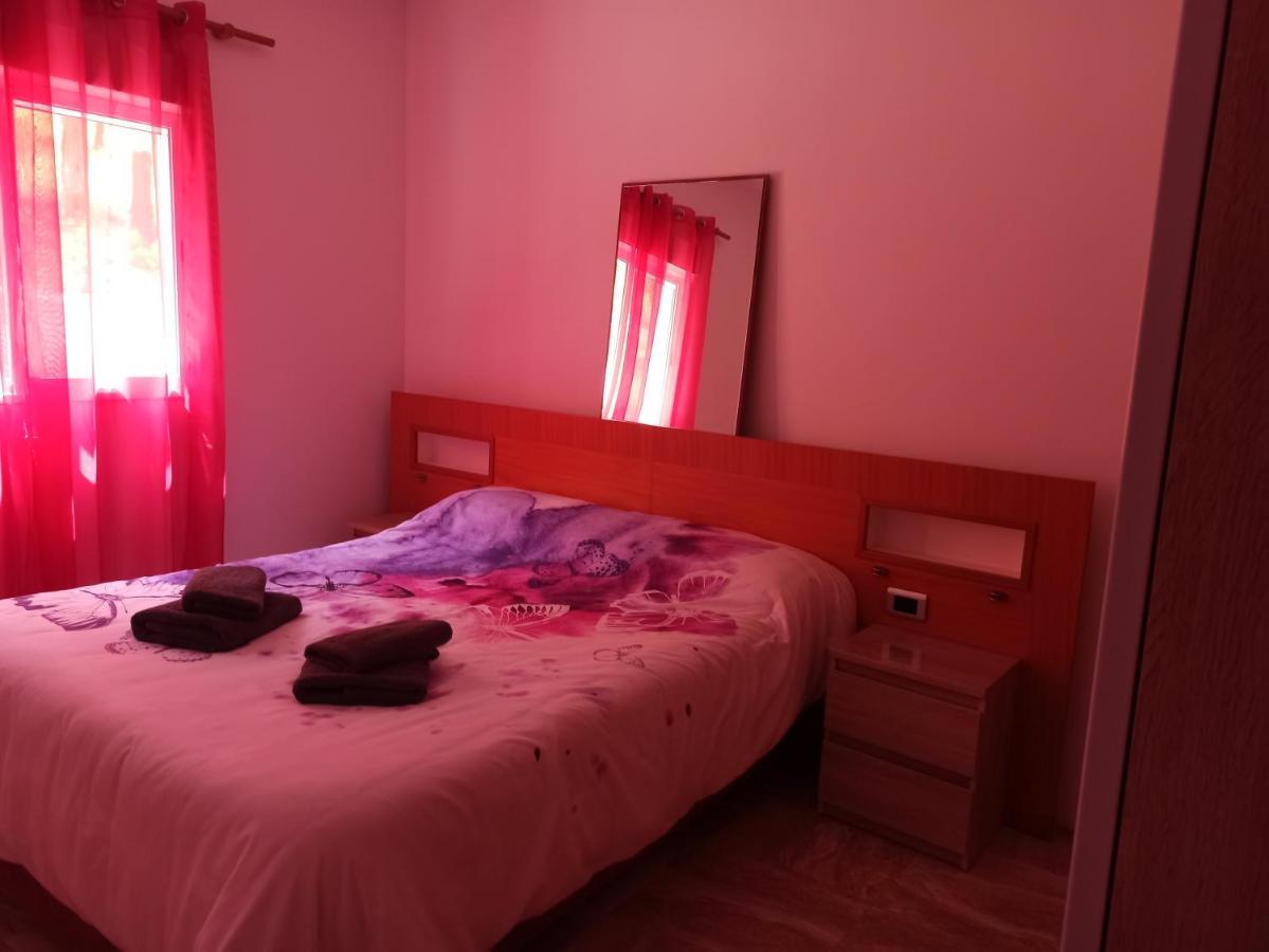Chalet En Entorno Natural De La Costa Brava Bell-Lloc  Экстерьер фото